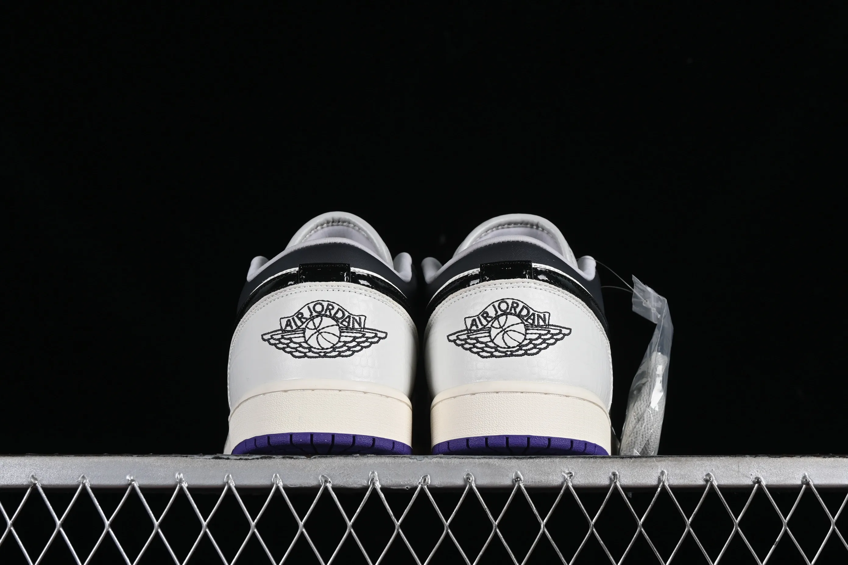 All categories Air Jordan Jordan series basketball shoes Air Jordan 1 Low Air Jordan 1 Low "Purple" AJ1 Joe 1 white black purple low-top cultural casual sneakers HF5759-101